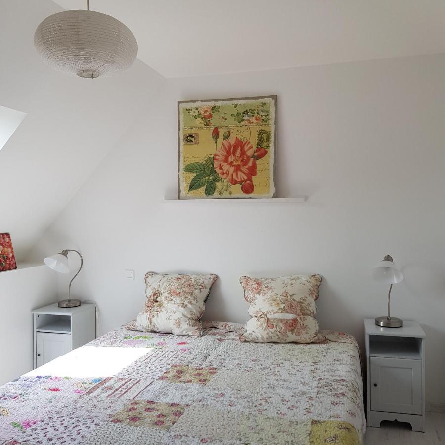Maison Tombelaine Vains Bagian luar foto